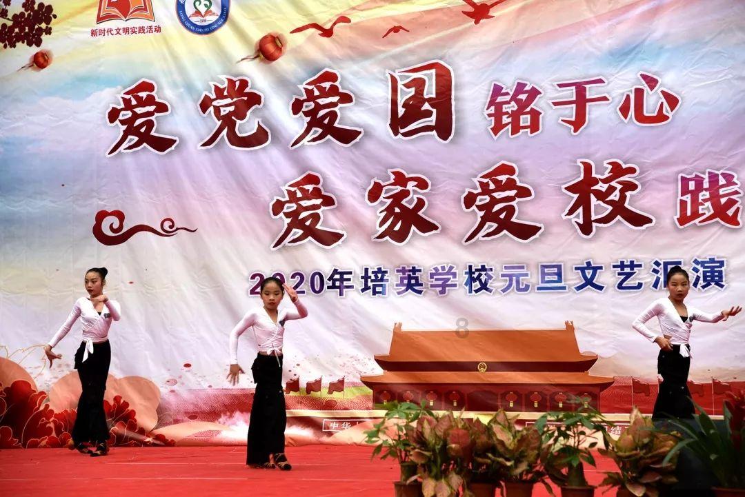 小猫钓鱼开船版最新版下载